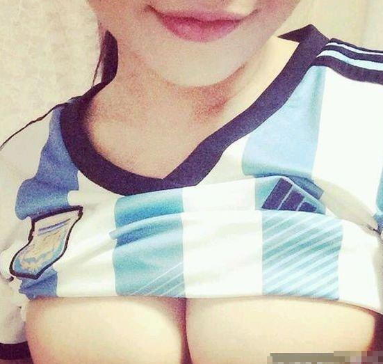 刘语熙整容前后 因球赛红起来的“乌贼刘” - 珍美网