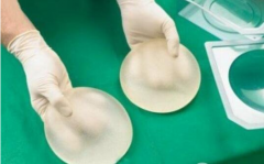 半球形假体隆胸能够维持多久