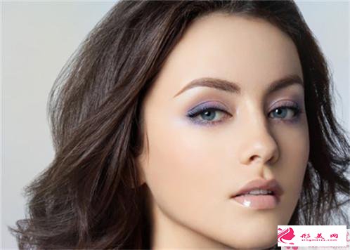 什么是鞍鼻_鞍鼻是怎样引起的?