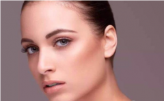 上海假体隆鼻失败修复多少钱？