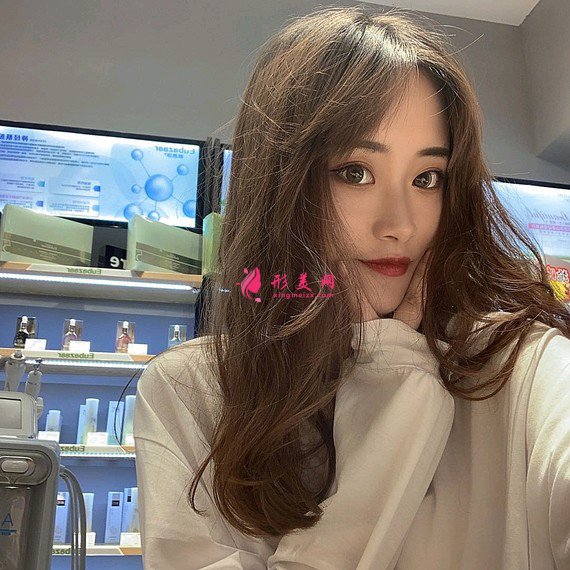 全切双眼皮恢复的速度很快,就算是素颜也很美! 全切双眼皮恢复的速度很快,就算是素颜也很美!