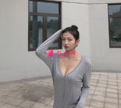 上海港华整形医院吕金陵丰胸案例