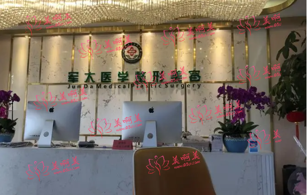 成都军大整形科怎么样？鼻部整形专家王家勇超靠谱！隆鼻优势介绍