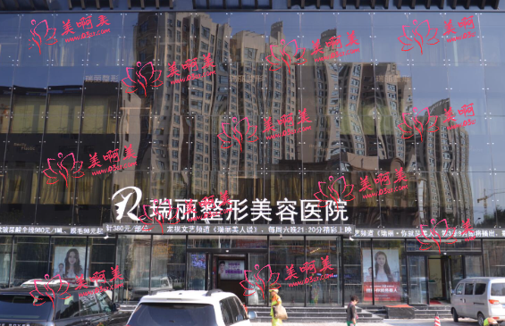 哈尔滨脂肪隆胸整形医院排名揭晓,哈医大一院、二院实至名归! 哈尔滨脂肪隆胸整形医院排名揭晓,哈医大一院、二院实至名归!