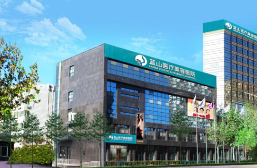 保定整形医院哪家做假体隆鼻更靠谱?五家高人气医院大盘点 保定整形医院哪家做假体隆鼻更靠谱?五家高人气医院大盘点