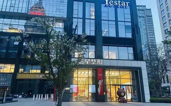 南京丰额头技术解析:五家实力医院领跑时尚前沿! 南京丰额头技术解析:五家实力医院领跑时尚前沿!