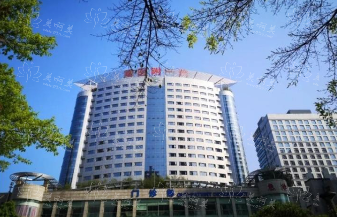 重庆除皱推荐：哪家医院效果更好？内附医院信息及真实点评