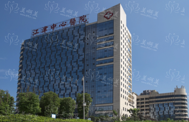 重庆哪些医院整形技术靠谱?五家人气医院脂肪隆胸技术解析! 重庆哪些医院整形技术靠谱?五家人气医院脂肪隆胸技术解析!