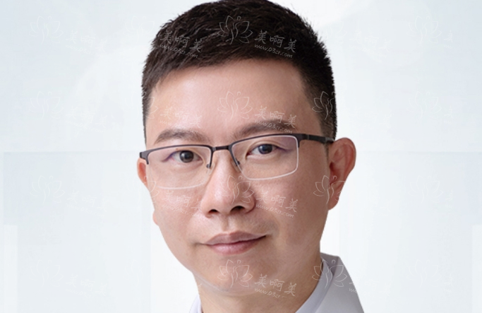 广州艺星邓晟华医生抽脂技术好吗？专业权威带你了解吸脂误区！