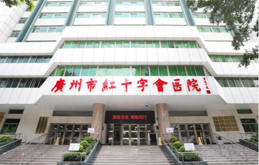 割眼袋技术选哪家好？广州市红十字会医院坐诊医生给出建议！