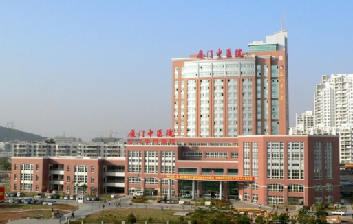 厦门假体隆胸技术好的医院有哪些？正规公立医院大盘点！