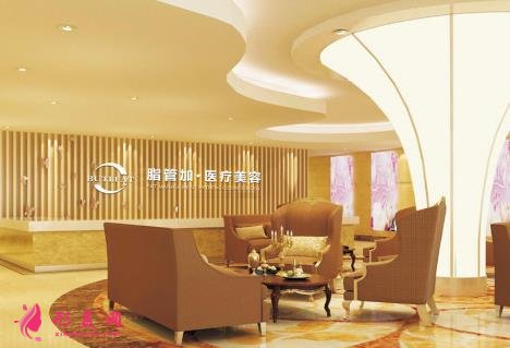 泉州哪家隆鼻医院好?对比排名前四强医院口碑,还有价格表2021版本参考