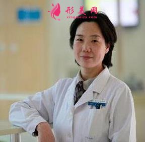 八大处做耳廓下垂哪个医生好?附耳朵整形价格一览表